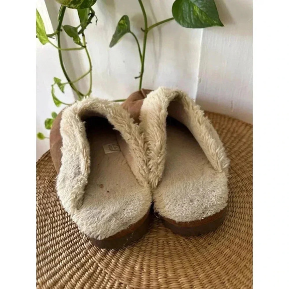 Secret Treasures women’s size 9 Slippers - Picture 3 of 8